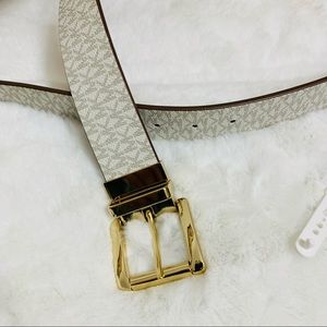 Michael Kors Reversible Belt